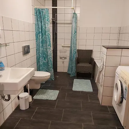 Apartman Die Tuer Ins Gruene *